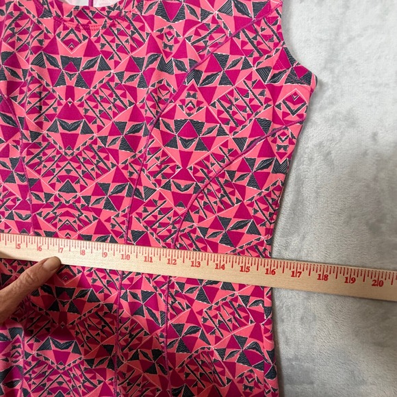 Title Nine Dream Dress Womens Medium Pink Geometric Print Zip Pocket Cap Sleeve - Picture 6 of 11